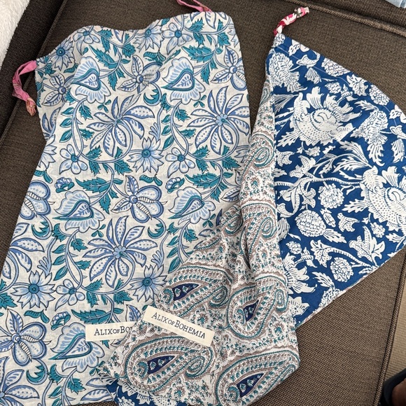 Alix of Bohemia dust Bags - Picture 1 of 5